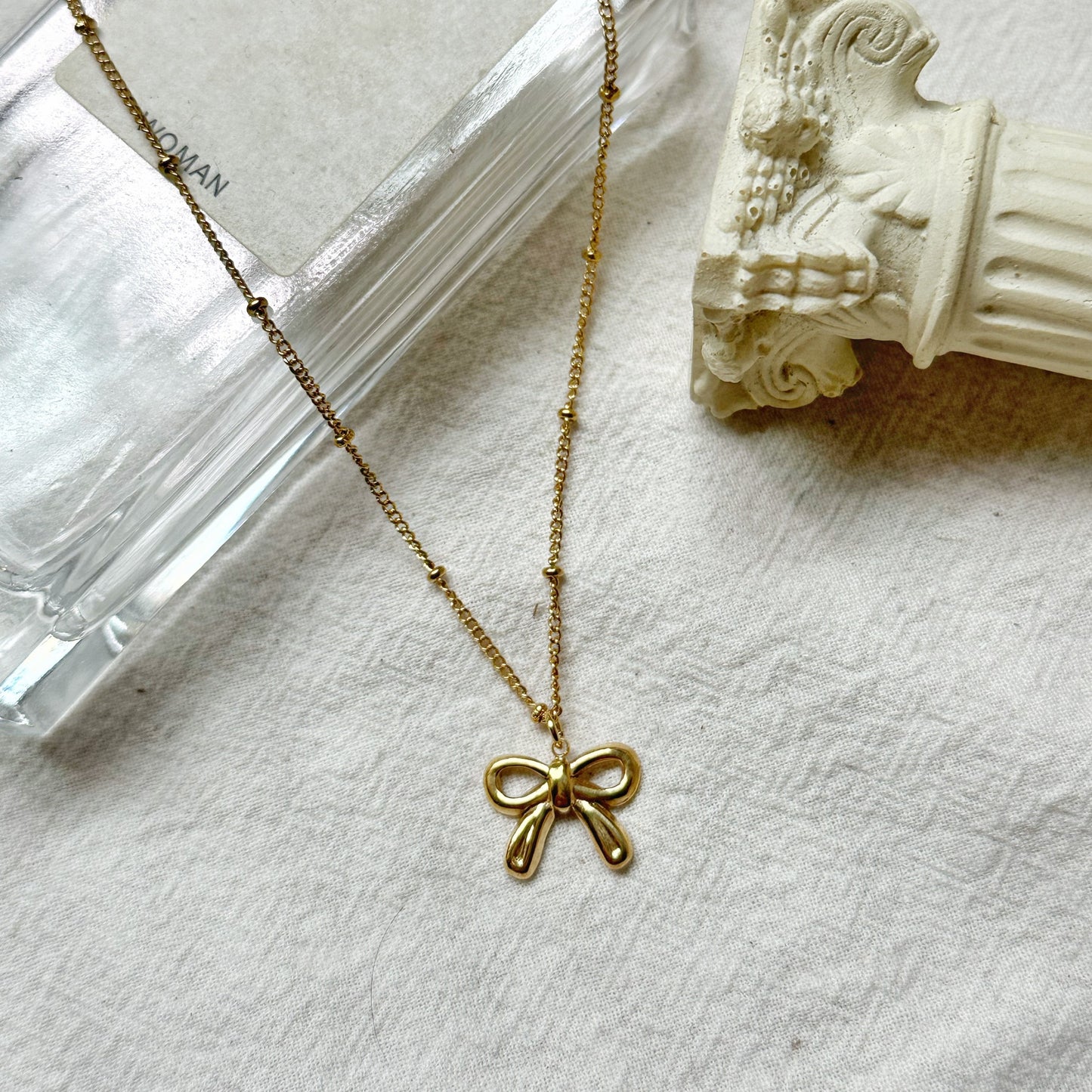 Basic Bow Necklace