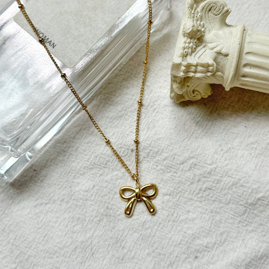 Basic Bow Necklace