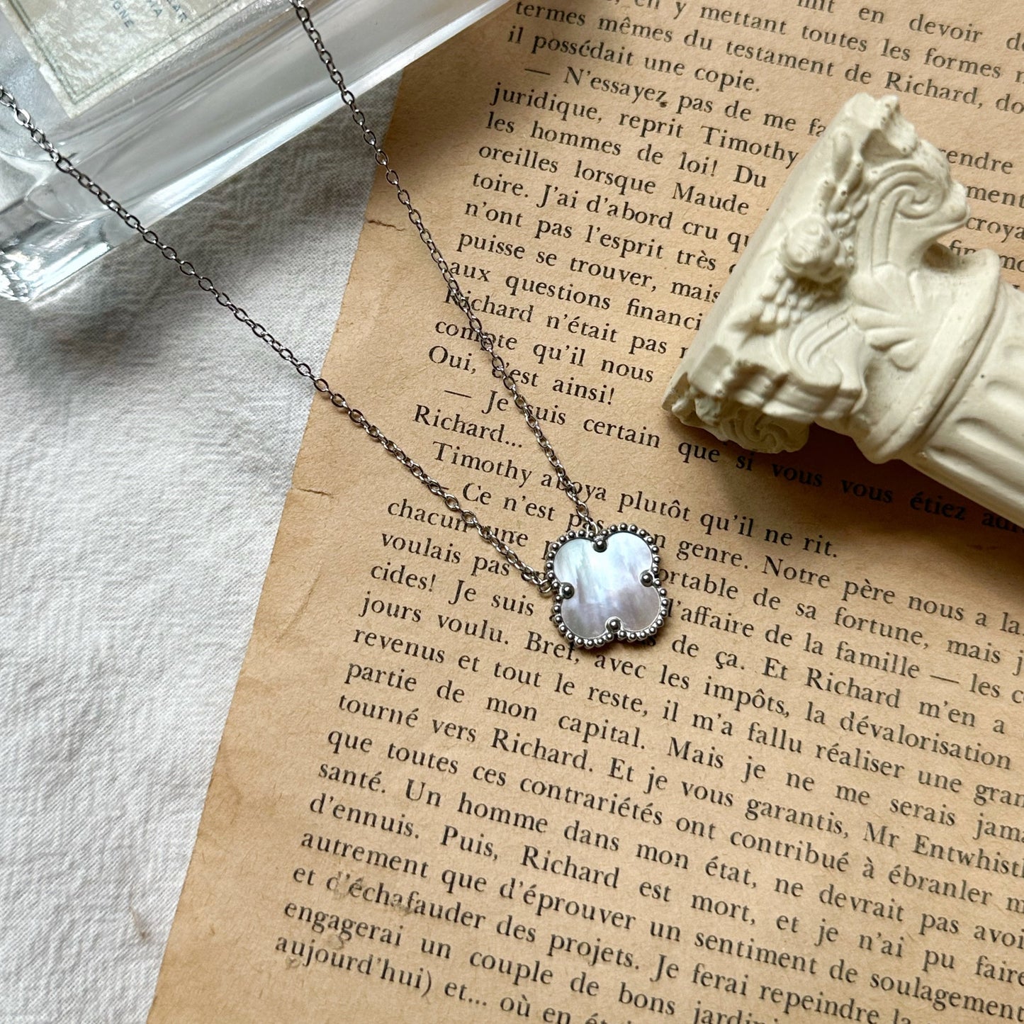 Stella Clover Necklace