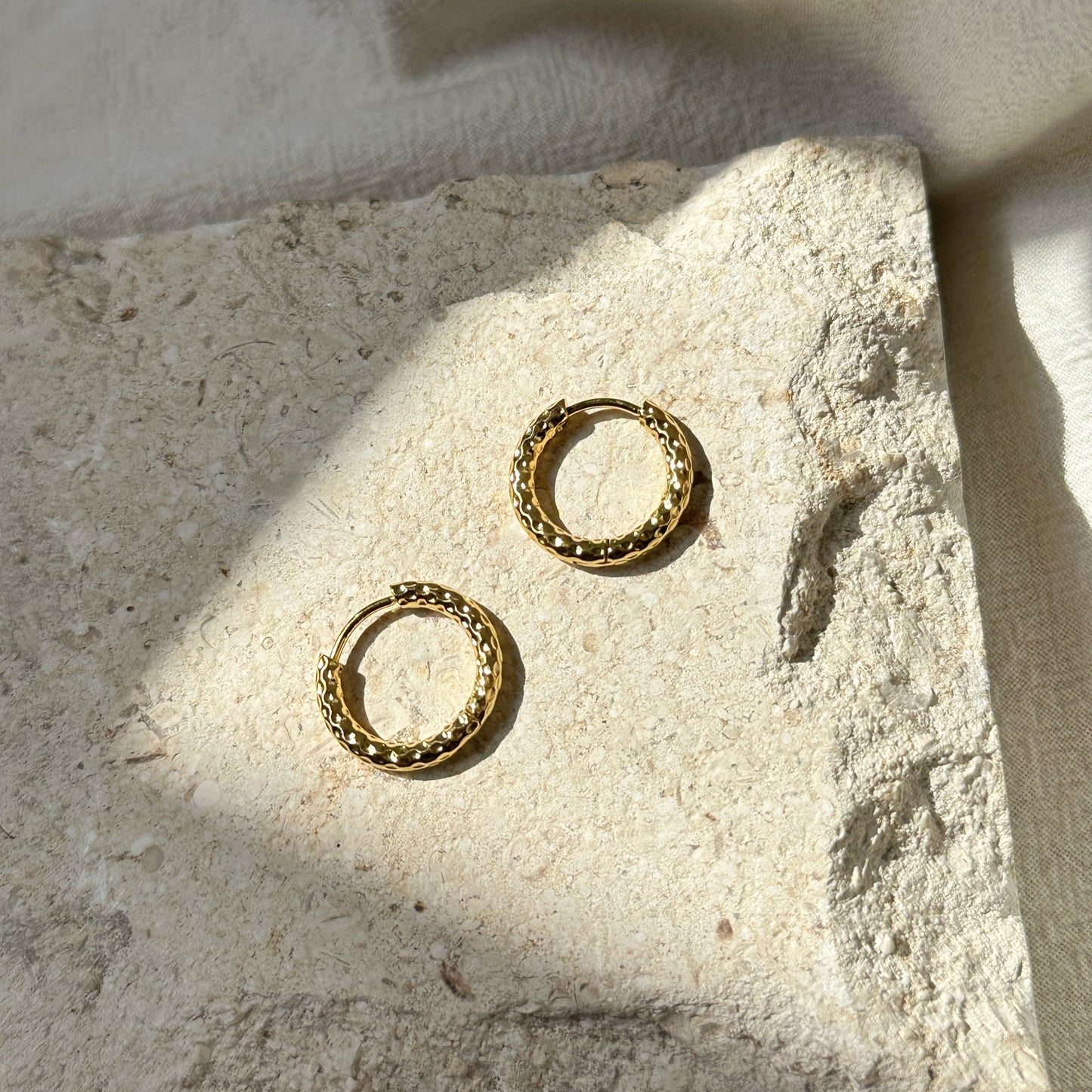 Victor Textured Hoops