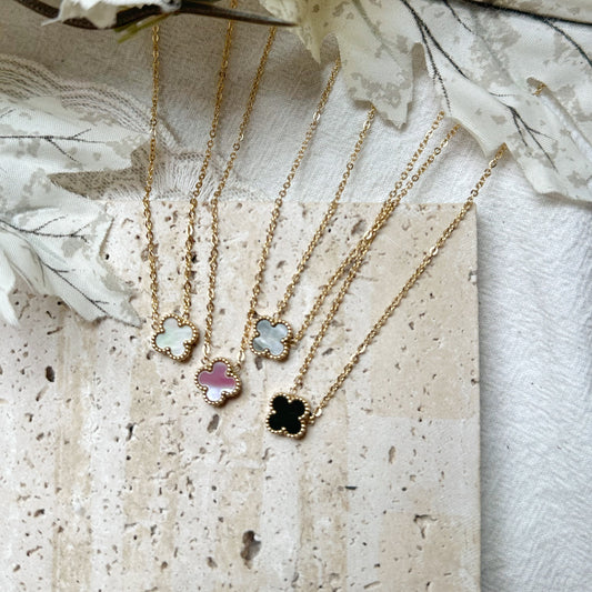 Leia Clover Necklace (Mini)