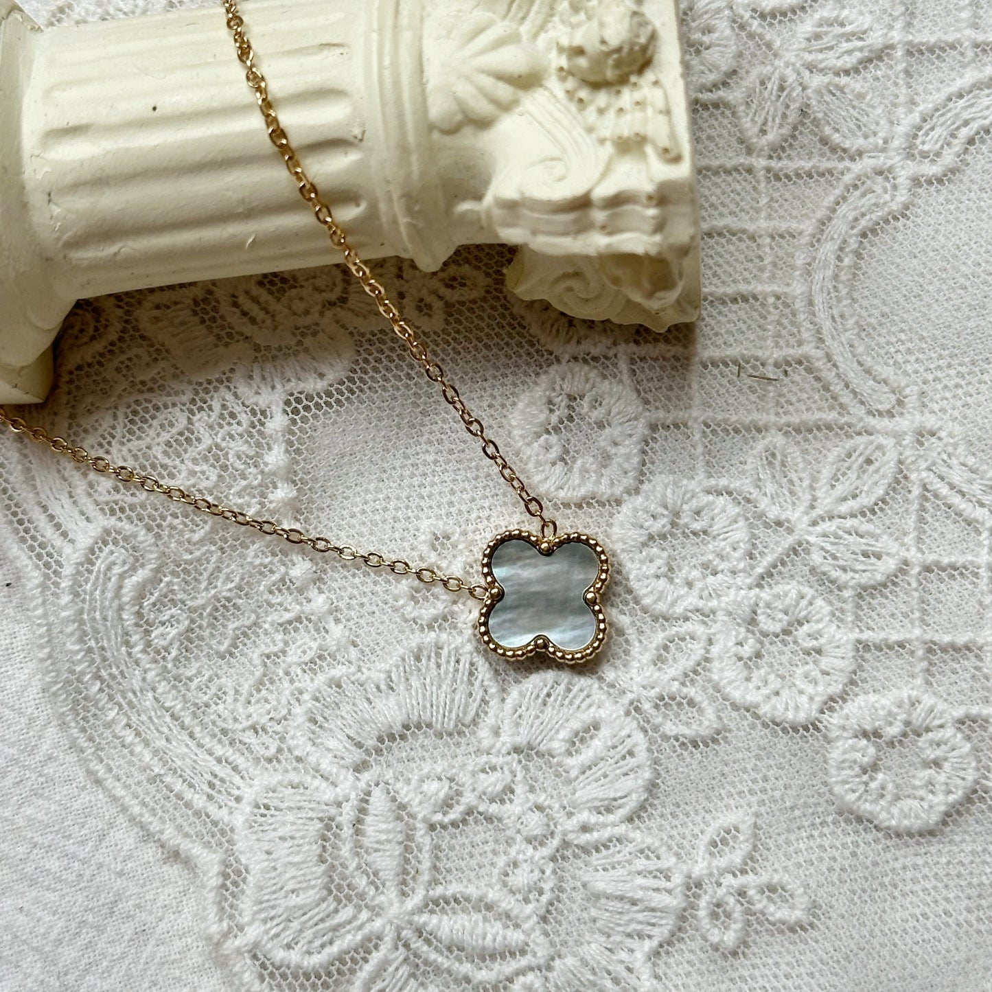 Leia Clover Necklace (Regular)