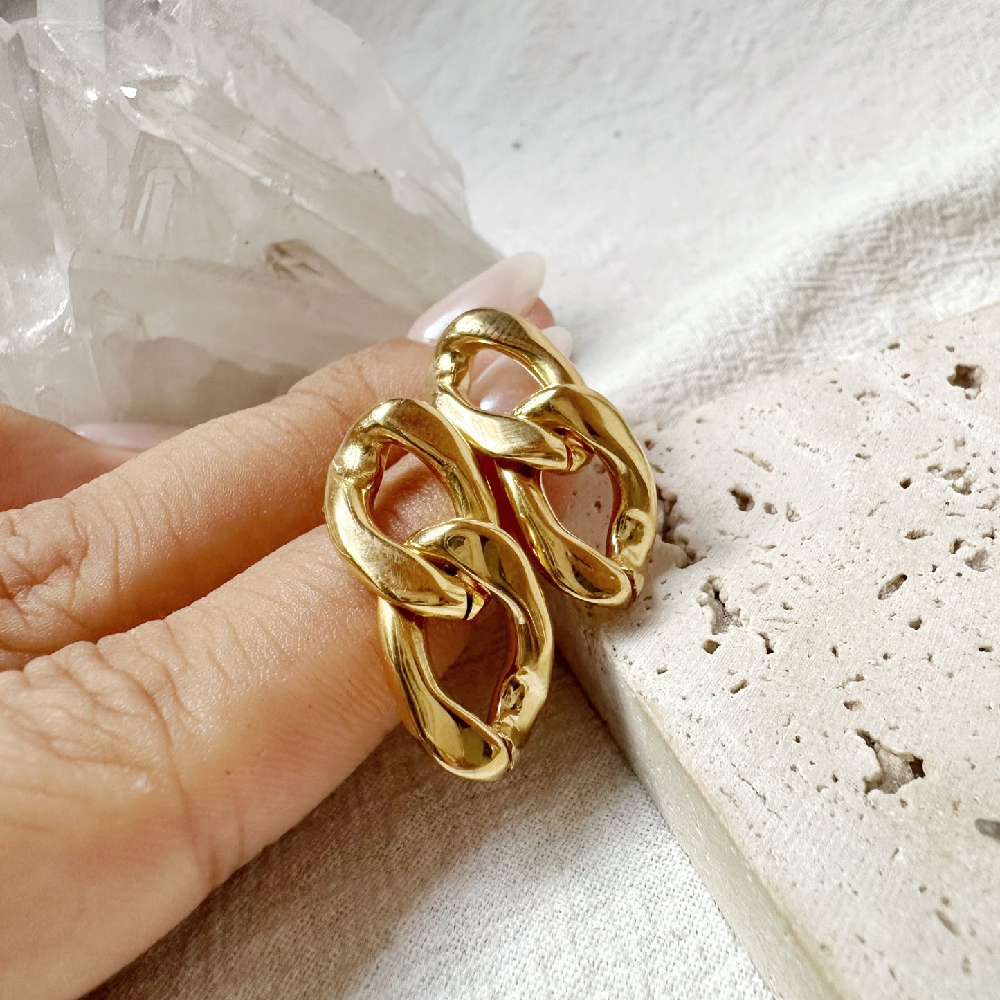 Suki Link Studs