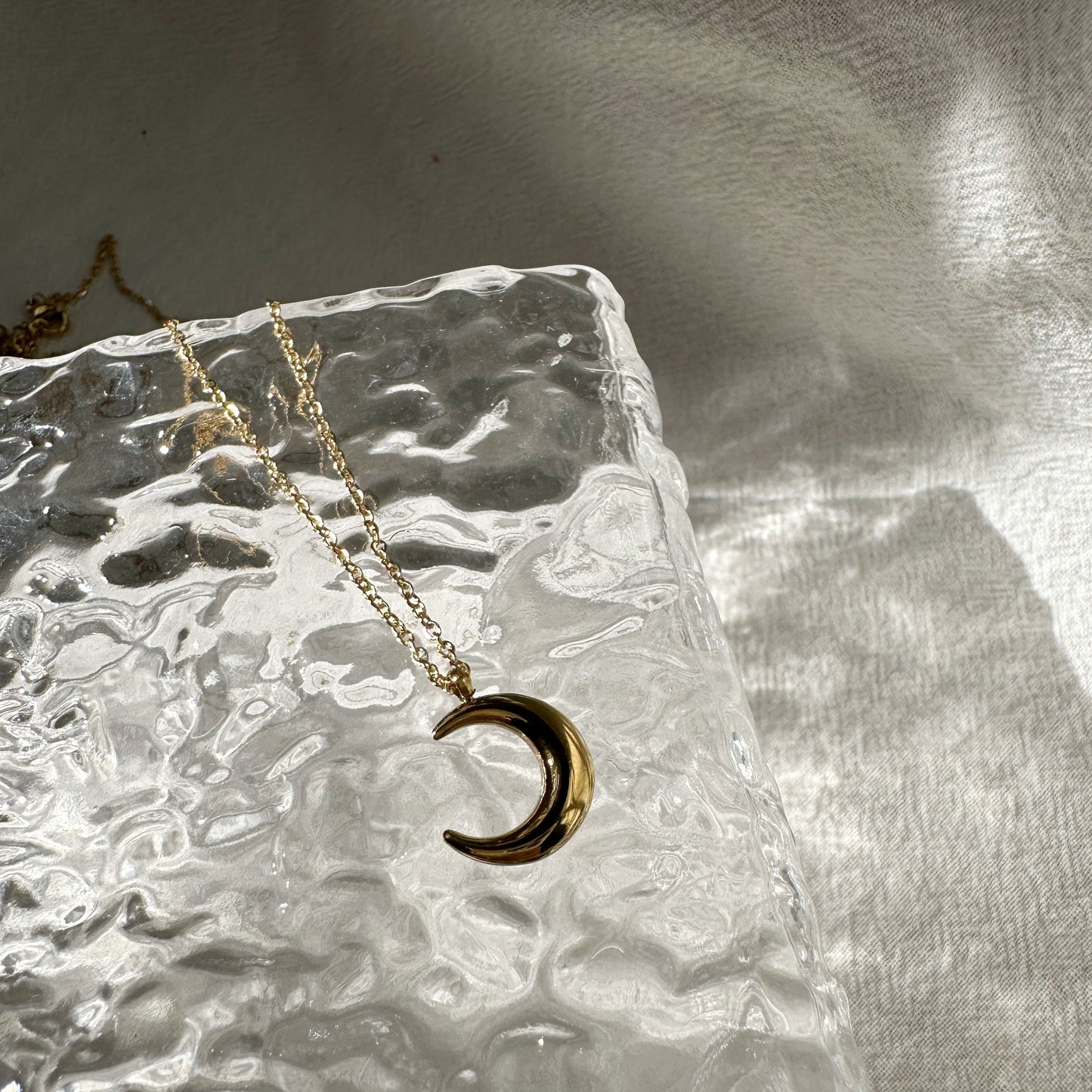 Luna Necklace