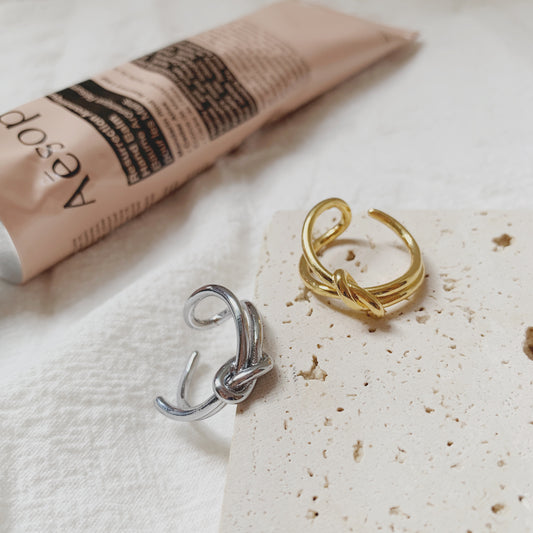 Knot Ring