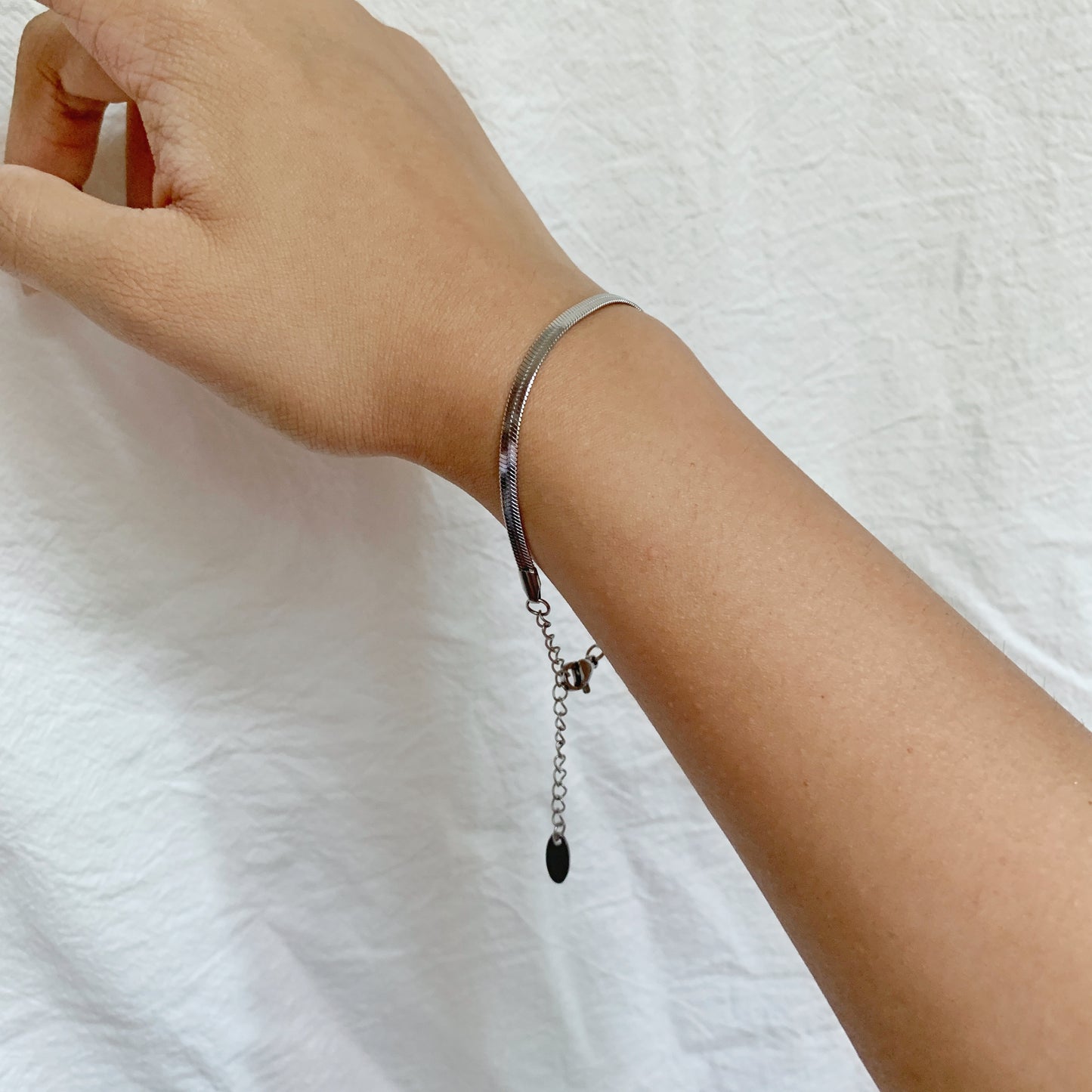 Darcy Herringbone Bracelet (Regular)