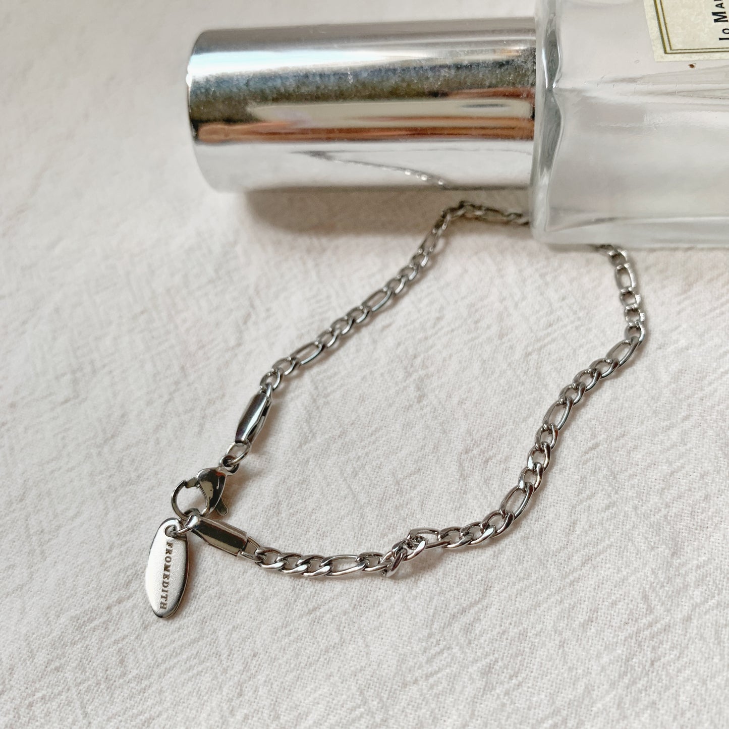 Figaro Bracelet (Old Version)